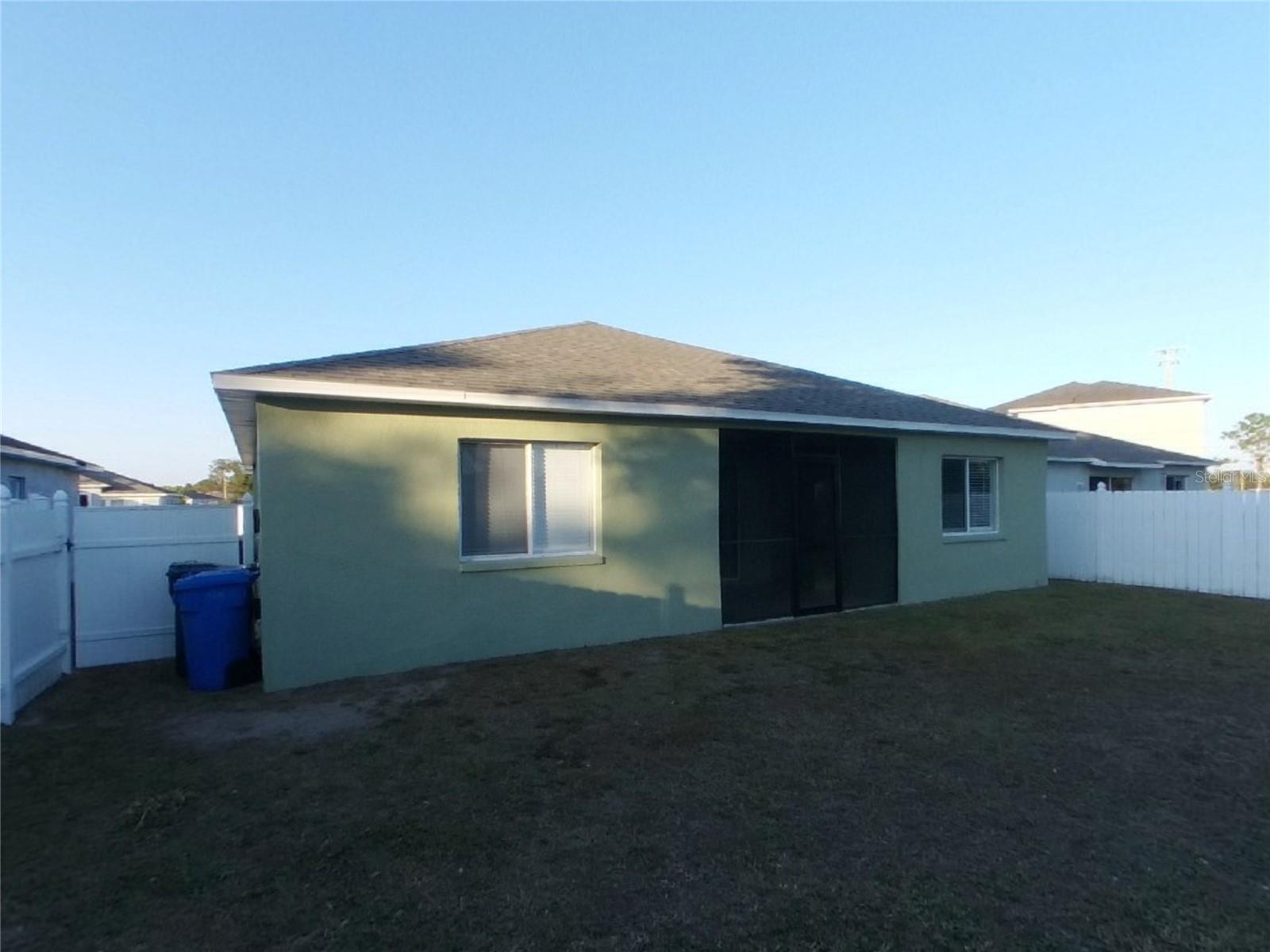 SUMMERFIELD VILLG 1 TRCT 38 - Residential Lease