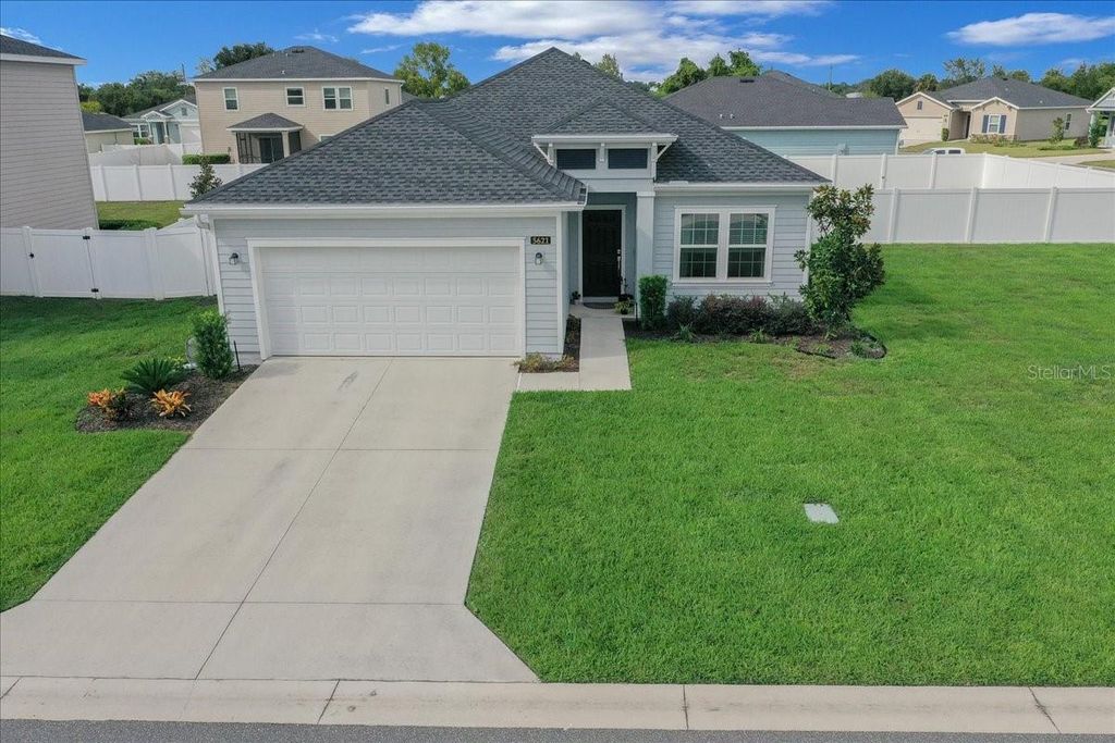 Photo of 5621 SW 90th Lane, Ocala, FL 34476 (MLS # OM711228)