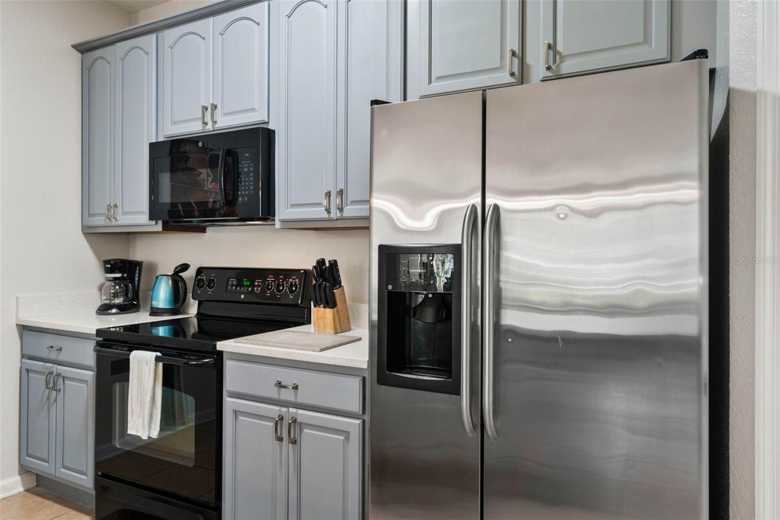 VISTA CAY AT HARBOR SQUARE CONDOMINIUM - Residential