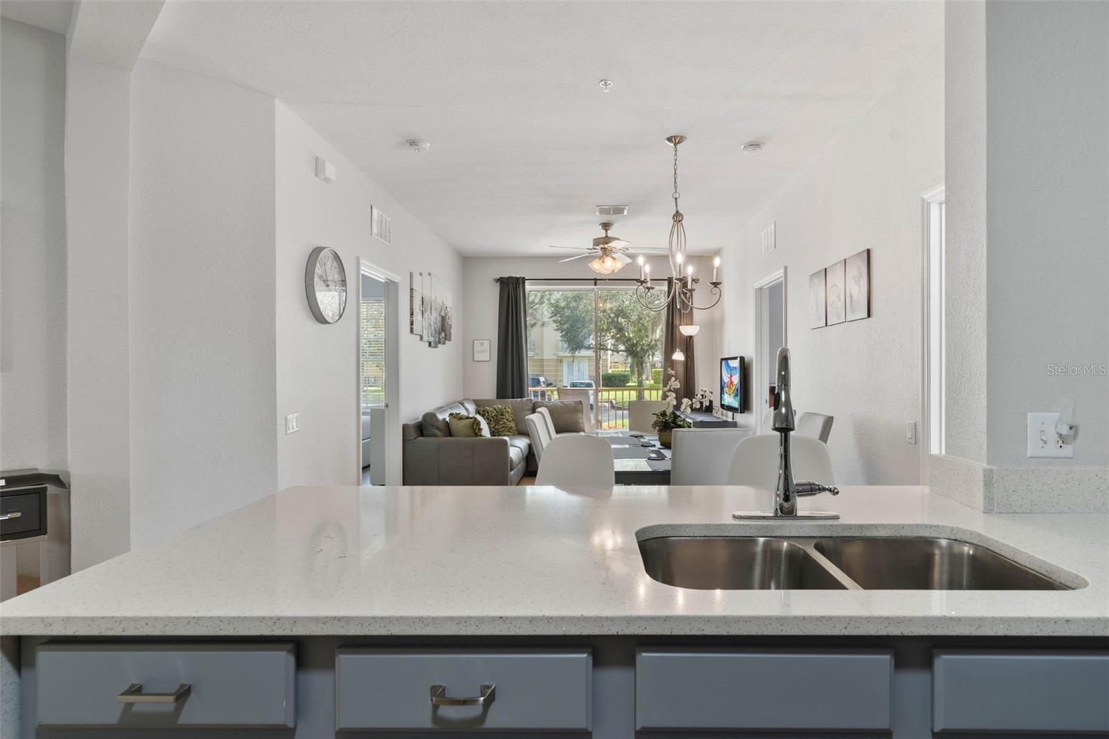 VISTA CAY AT HARBOR SQUARE CONDOMINIUM - Residential