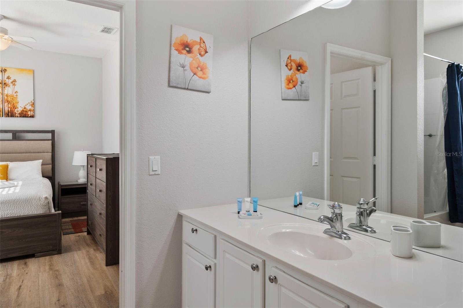 VISTA CAY AT HARBOR SQUARE CONDOMINIUM - Residential