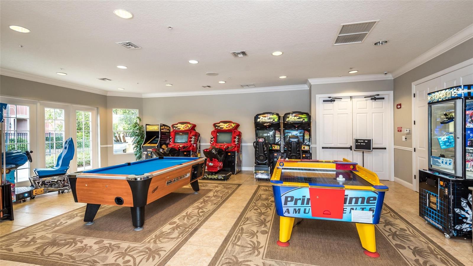 VISTA CAY AT HARBOR SQUARE CONDOMINIUM - Residential