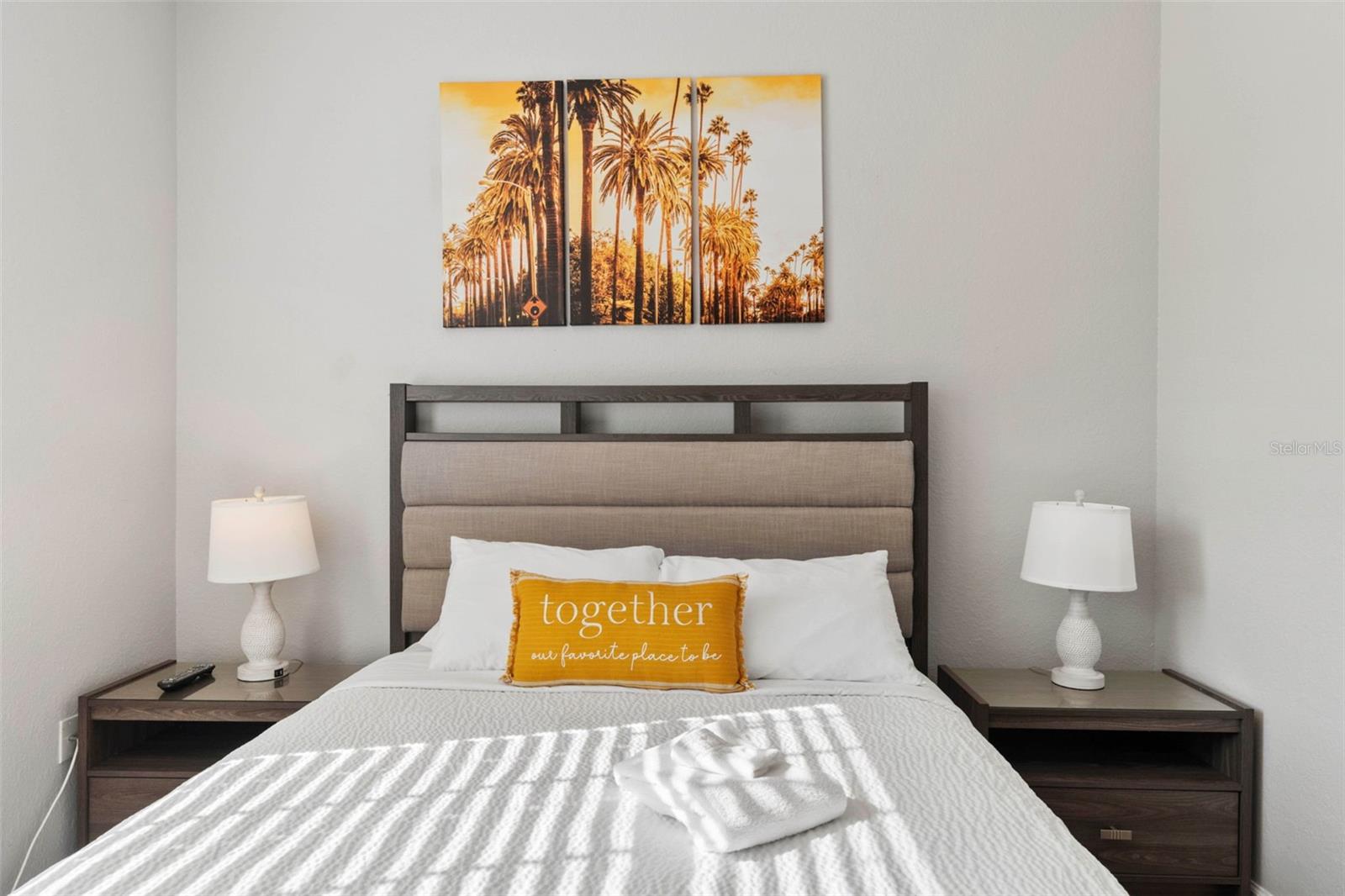 VISTA CAY AT HARBOR SQUARE CONDOMINIUM - Residential