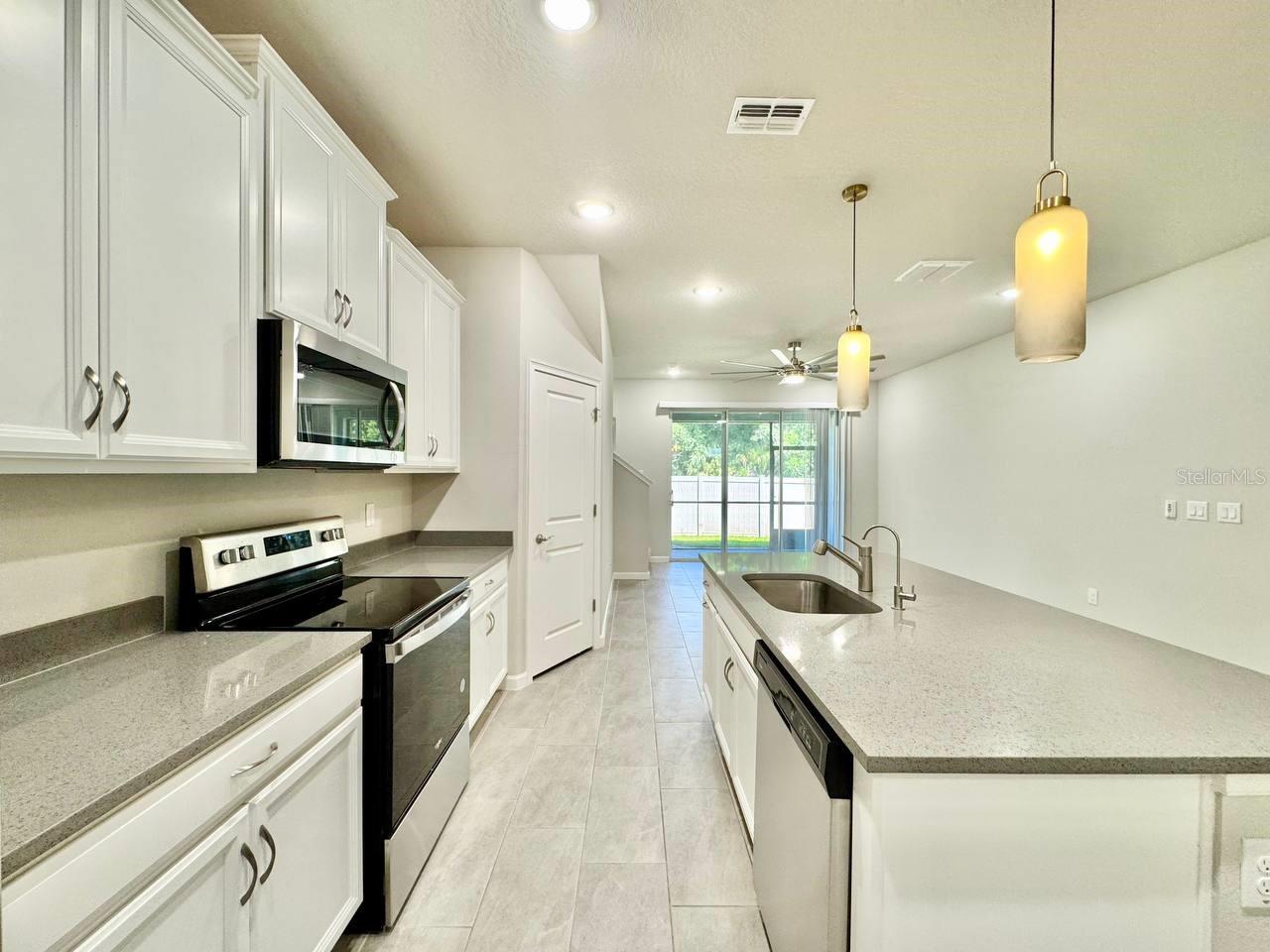 CITRON GROVE - Residential Lease