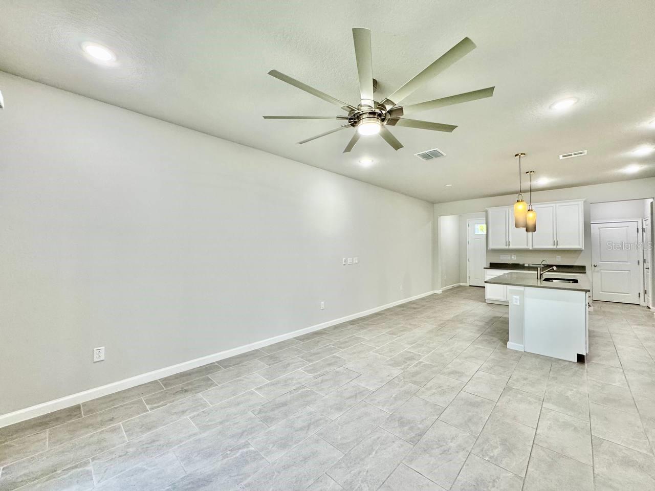 CITRON GROVE - Residential Lease