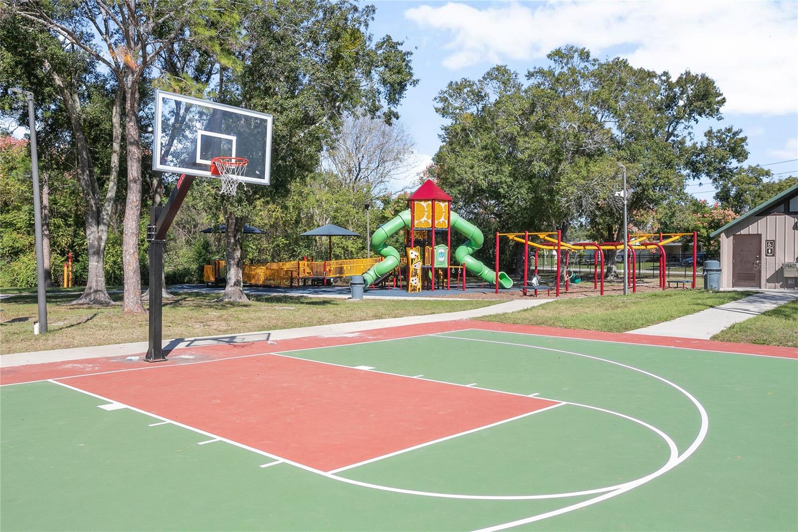 DELTONA LAKES UNIT 30 - Residential