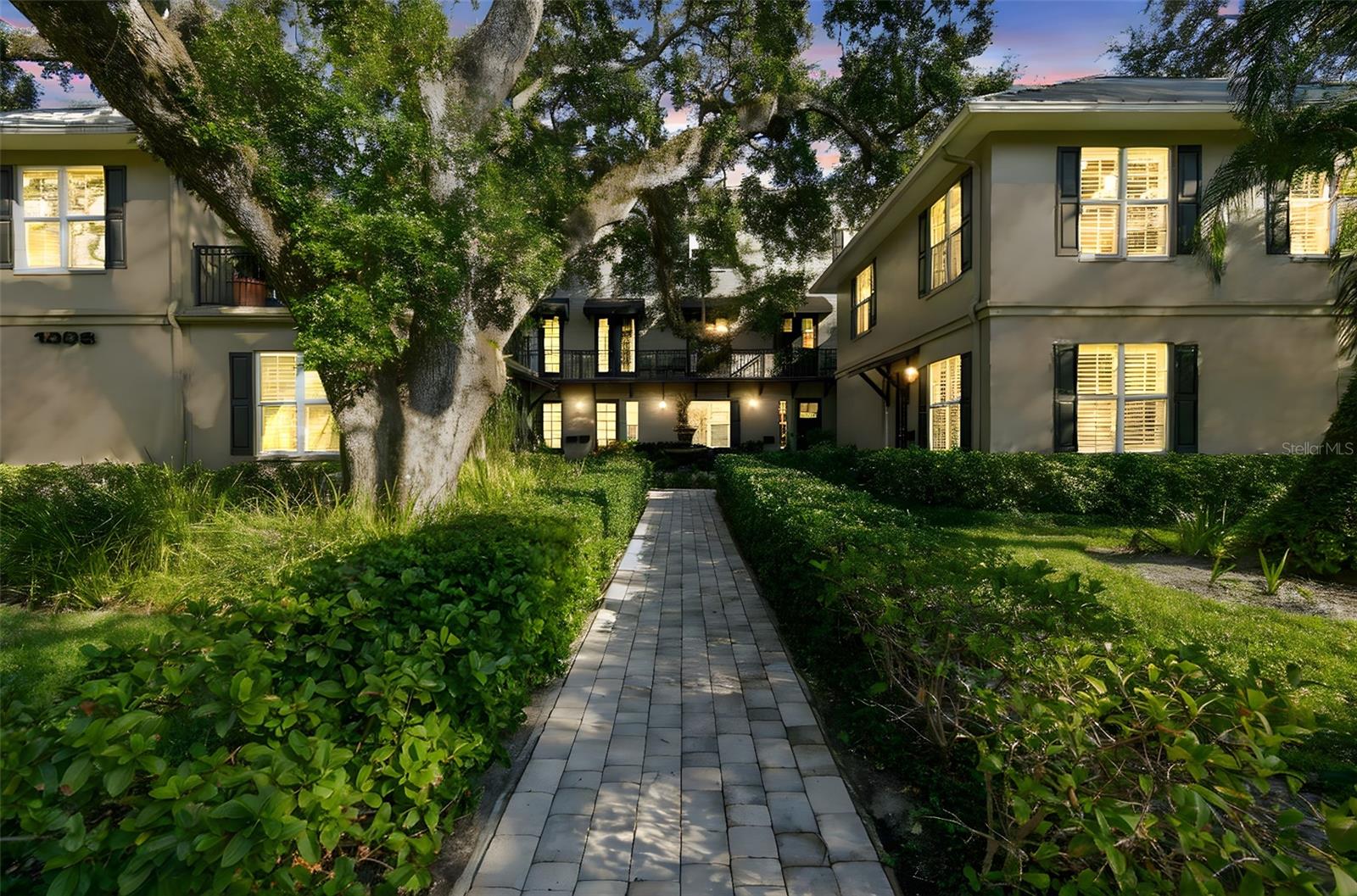 POYDRAS TWNHS - Residential