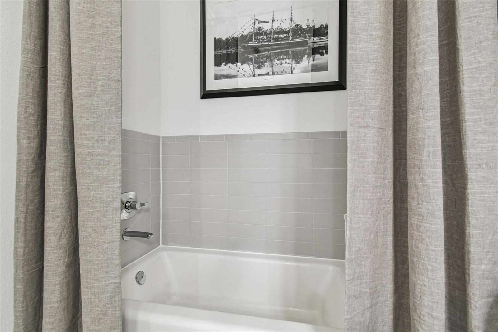 POYDRAS TWNHS - Residential