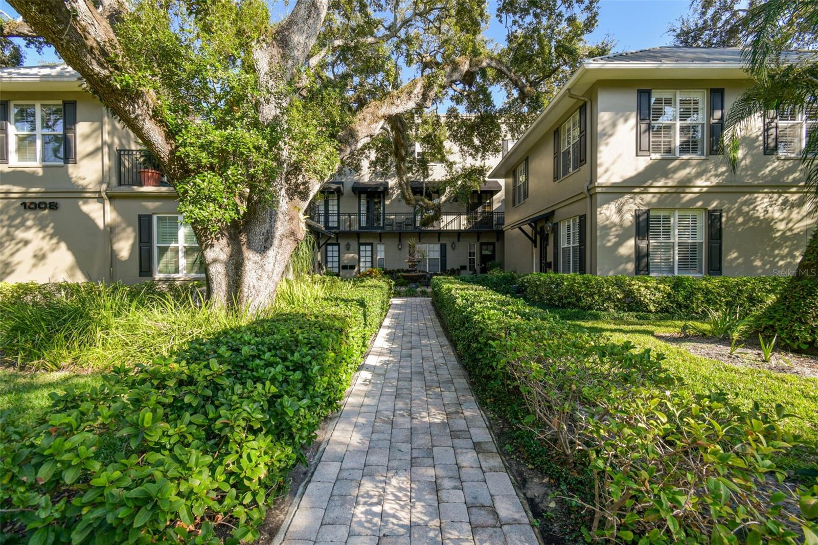 POYDRAS TWNHS - Residential