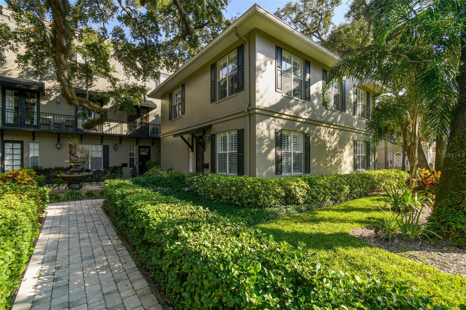 POYDRAS TWNHS - Residential