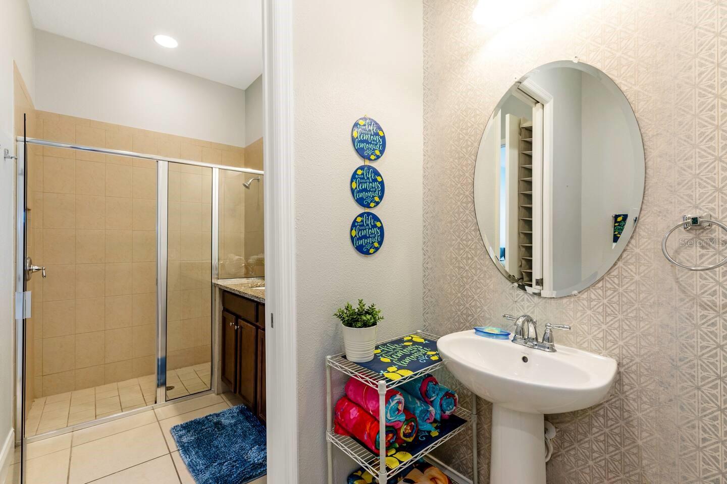 FESTIVAL PH 1 - Residential