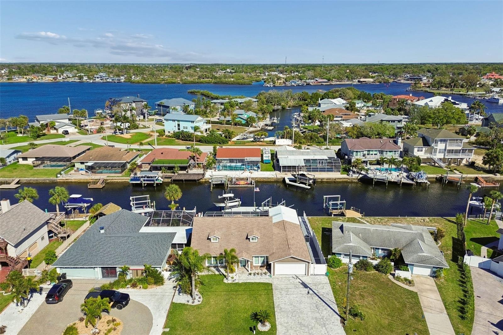 HARBOR ISLES - Residential