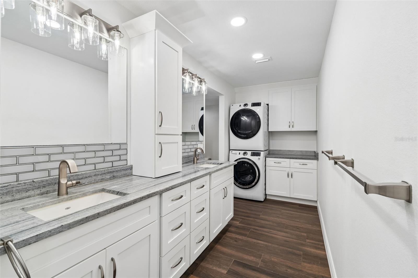 HARBOR ISLES - Residential