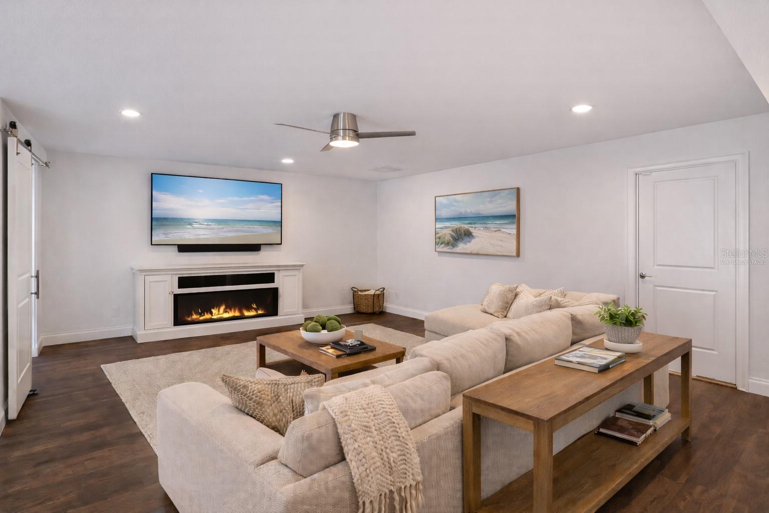 HARBOR ISLES - Residential