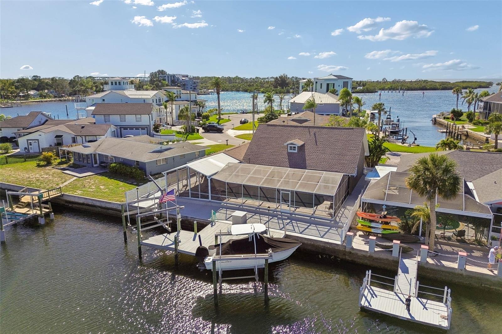 HARBOR ISLES - Residential