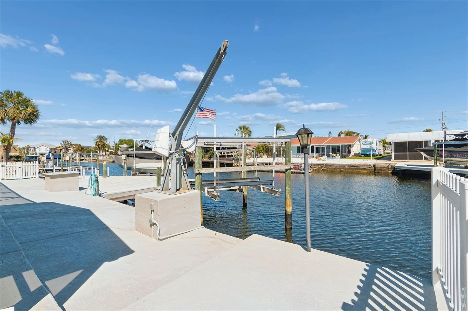 HARBOR ISLES - Residential