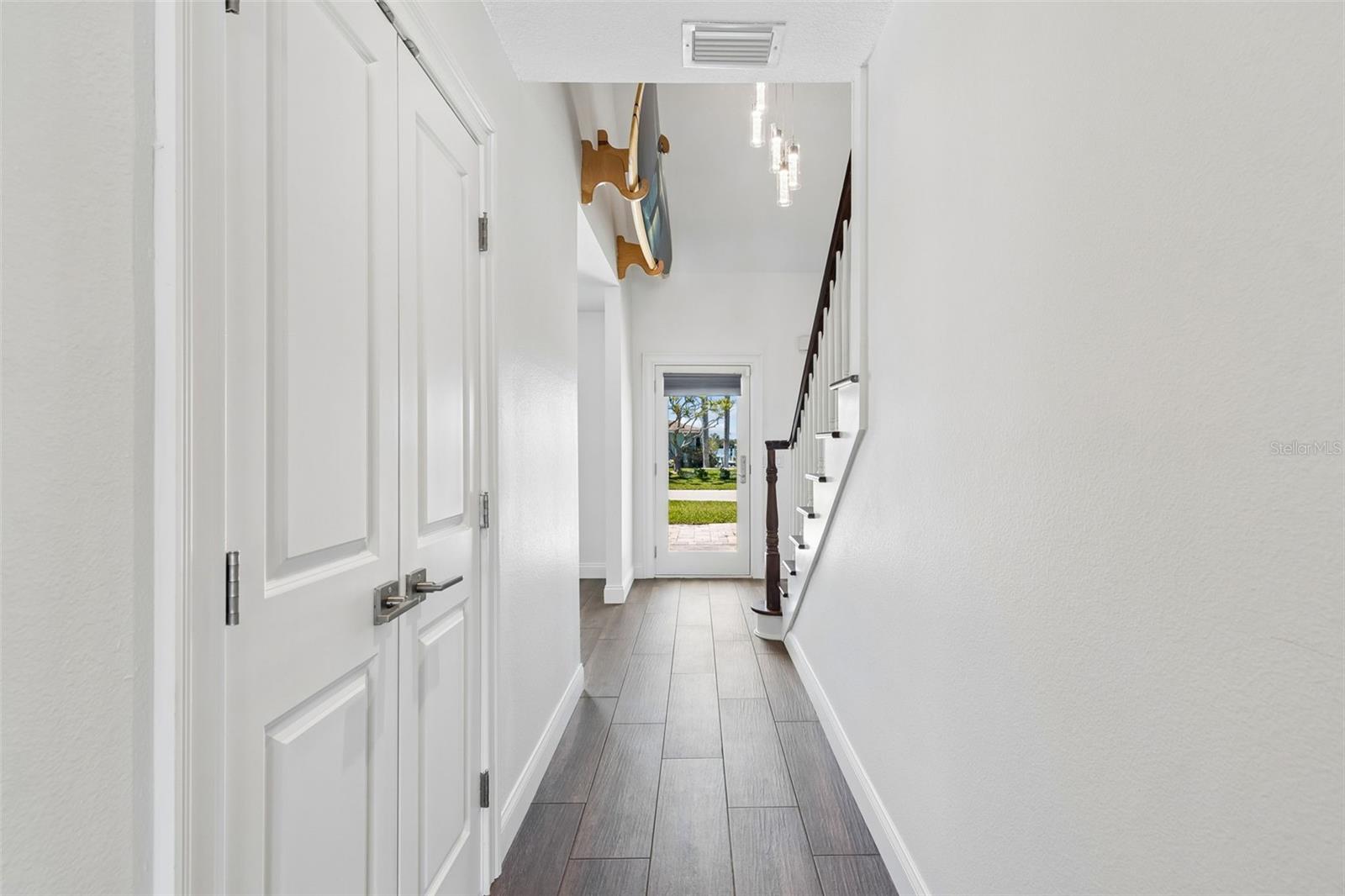 HARBOR ISLES - Residential