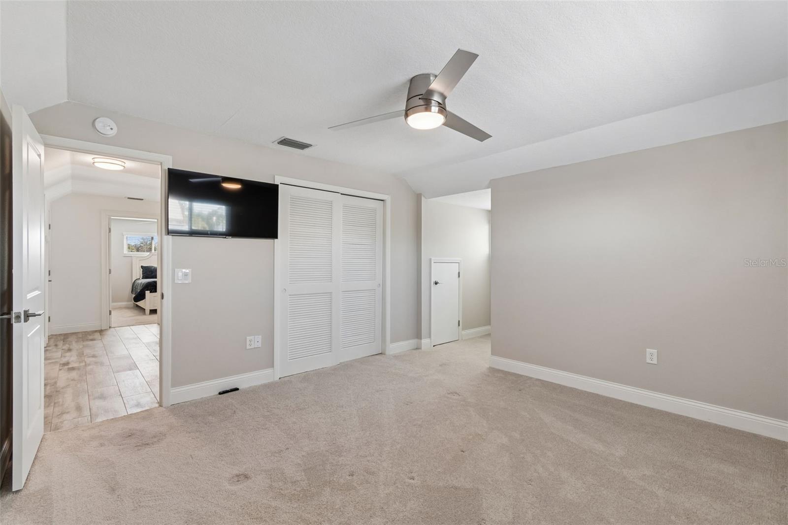 HARBOR ISLES - Residential