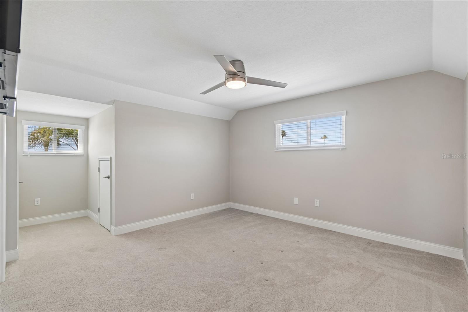 HARBOR ISLES - Residential