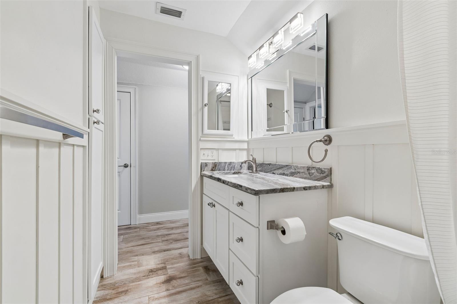 HARBOR ISLES - Residential