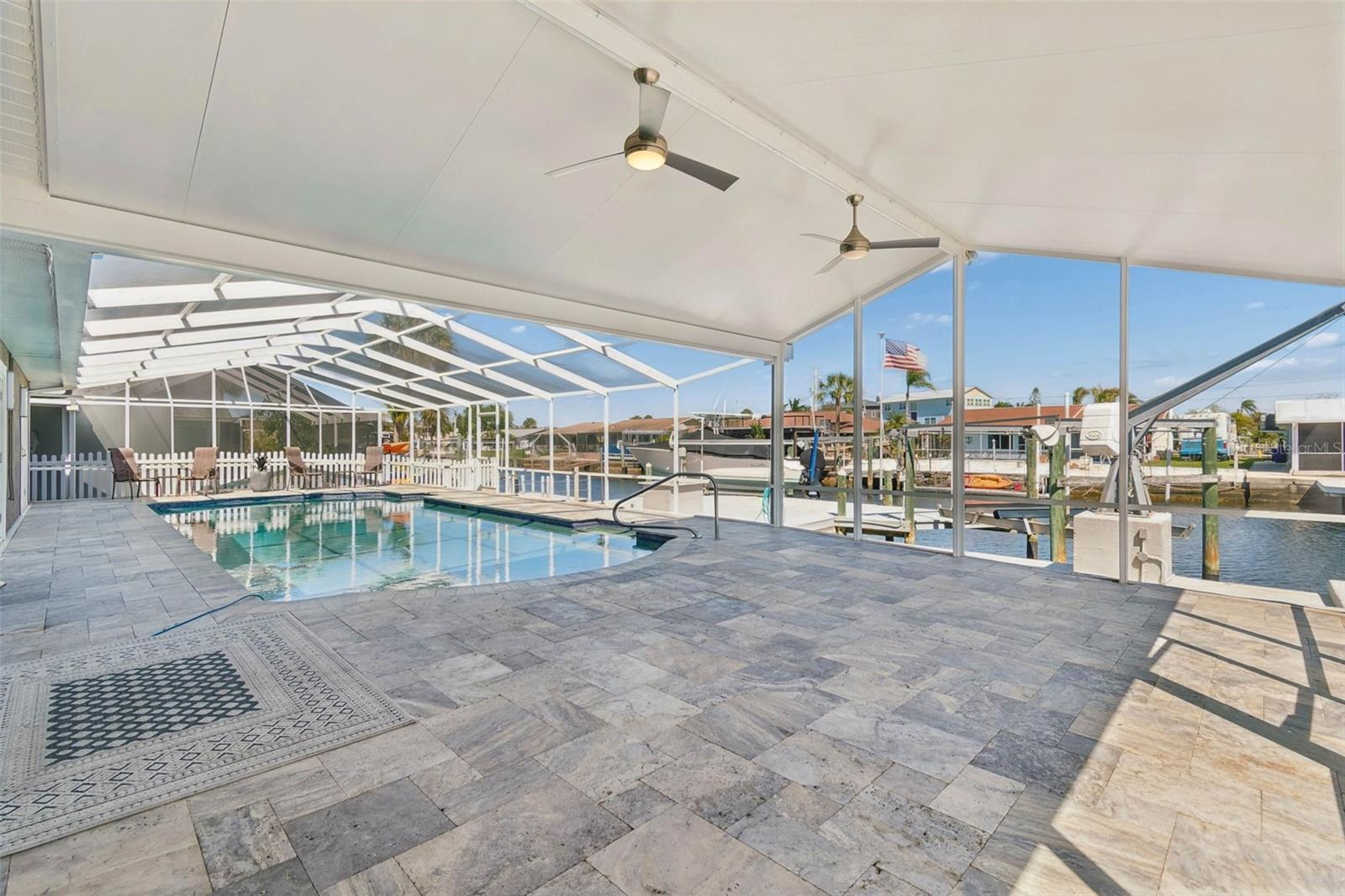 HARBOR ISLES - Residential