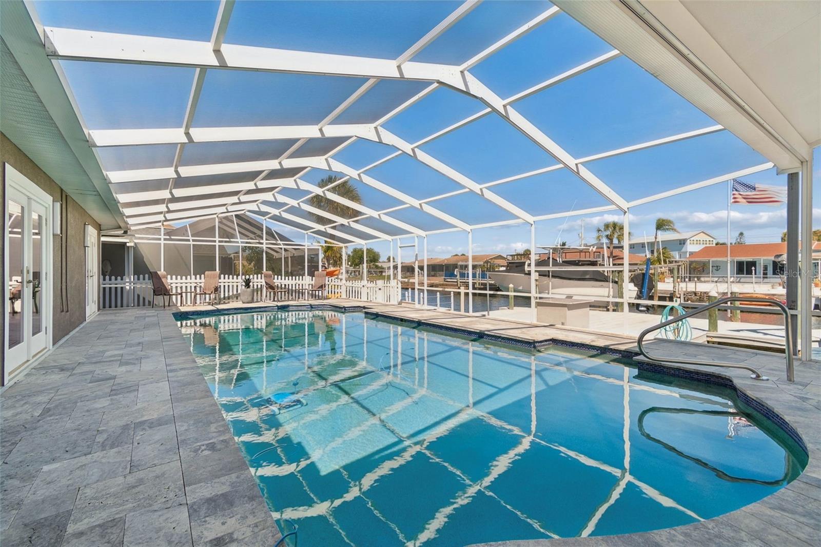 HARBOR ISLES - Residential