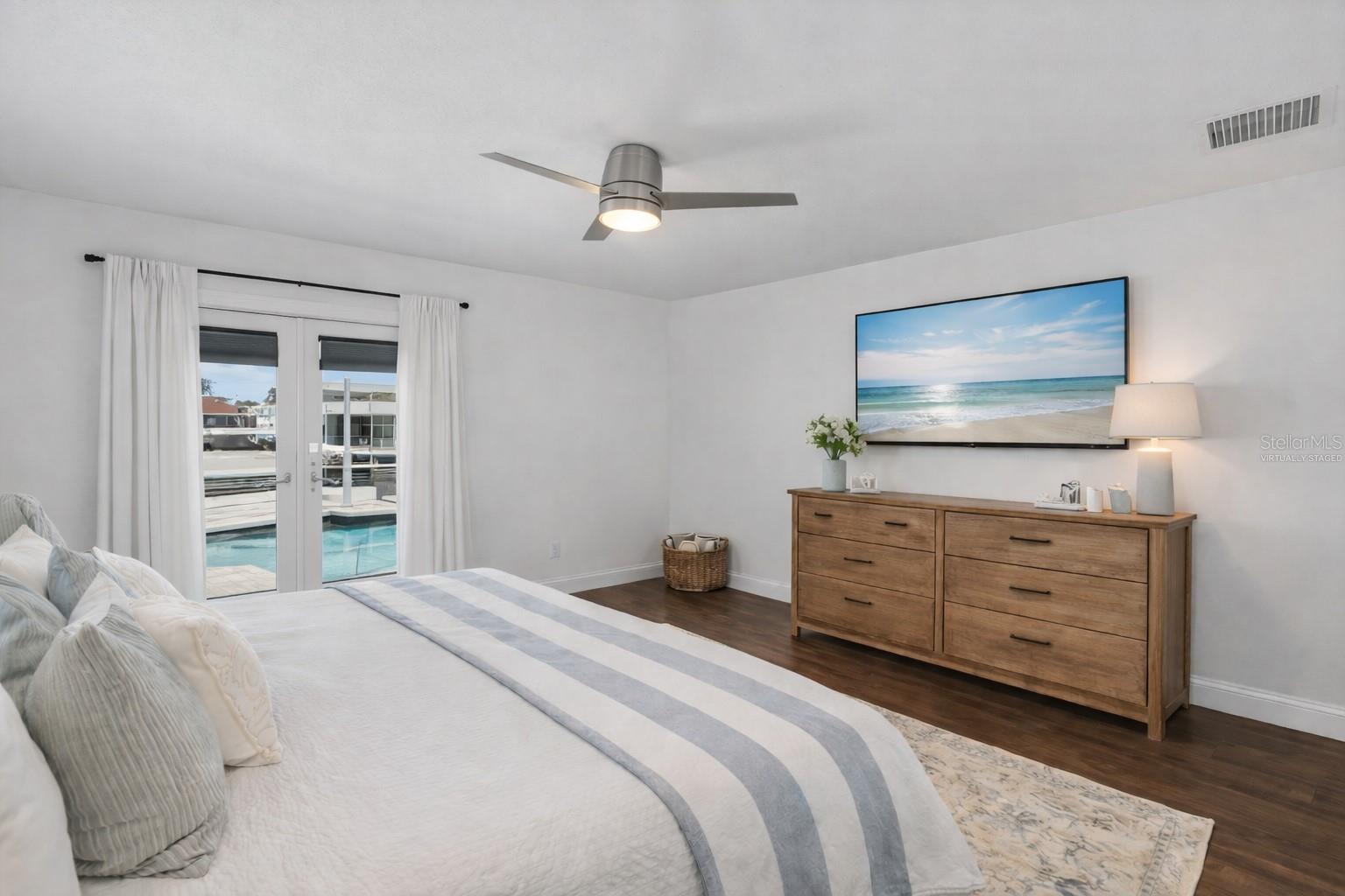 HARBOR ISLES - Residential