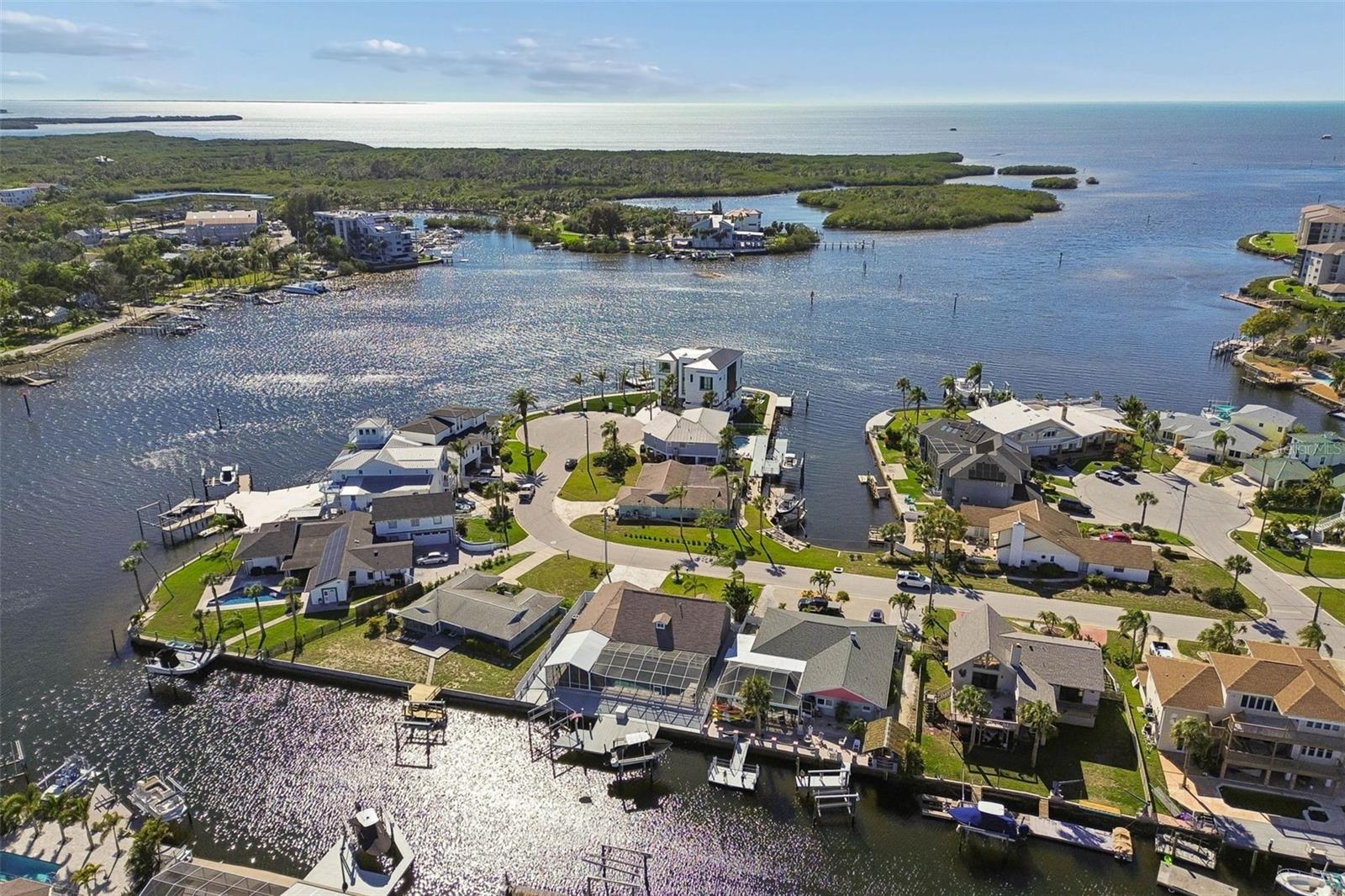 HARBOR ISLES - Residential