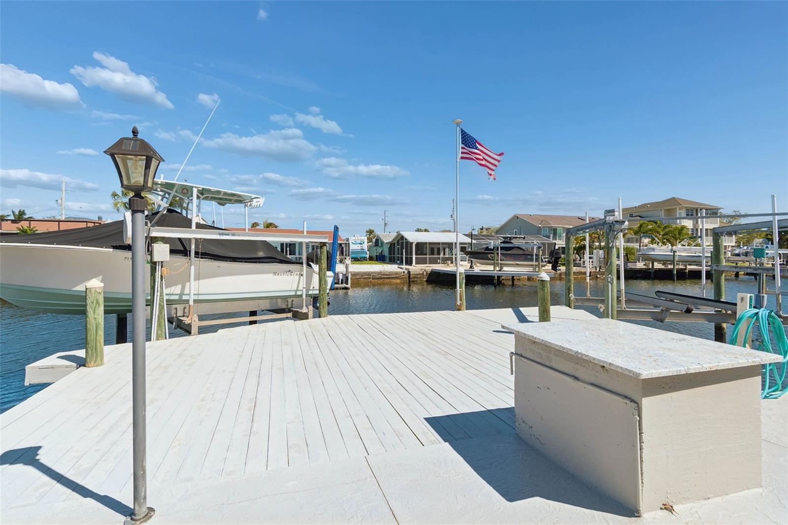 HARBOR ISLES - Residential