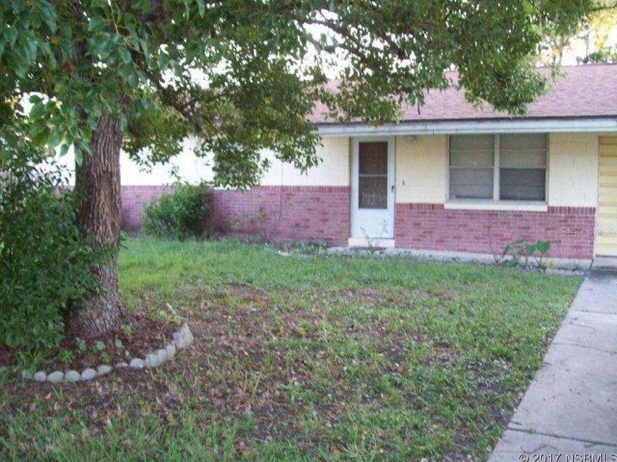 Single family 3 bedroom 1.5 bath home located in Florida Shores. 1-car garage. Tile and carpet throughout. Over 1,000 square feet of living space. Large, open full kitchen. Large yard.