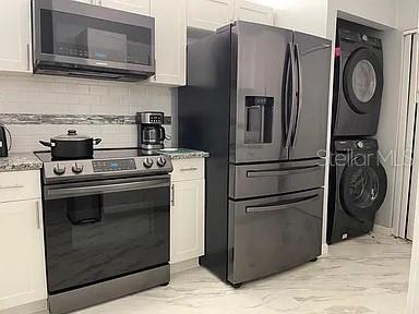 1030 GREEN PINE BOULEVARD G