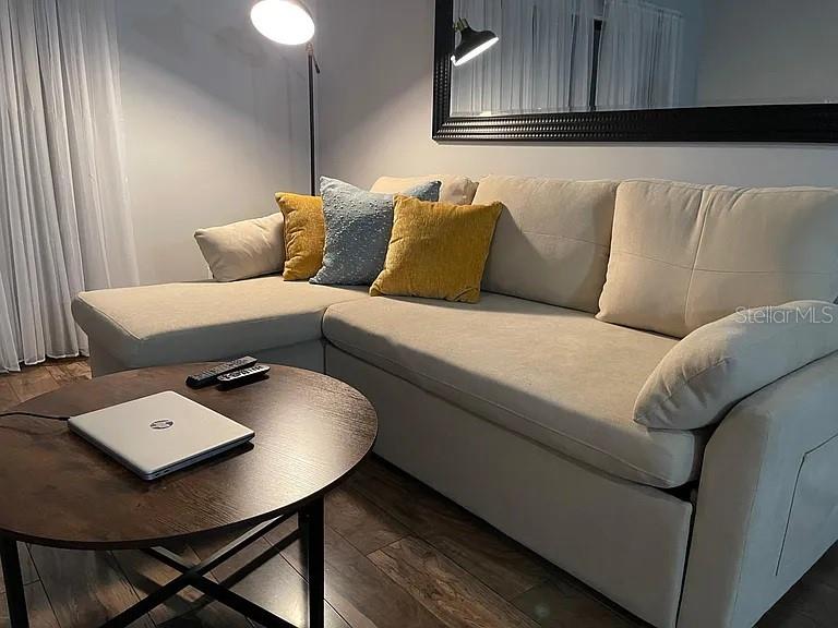 PALM CLUB VILLAGE 01 - Residential