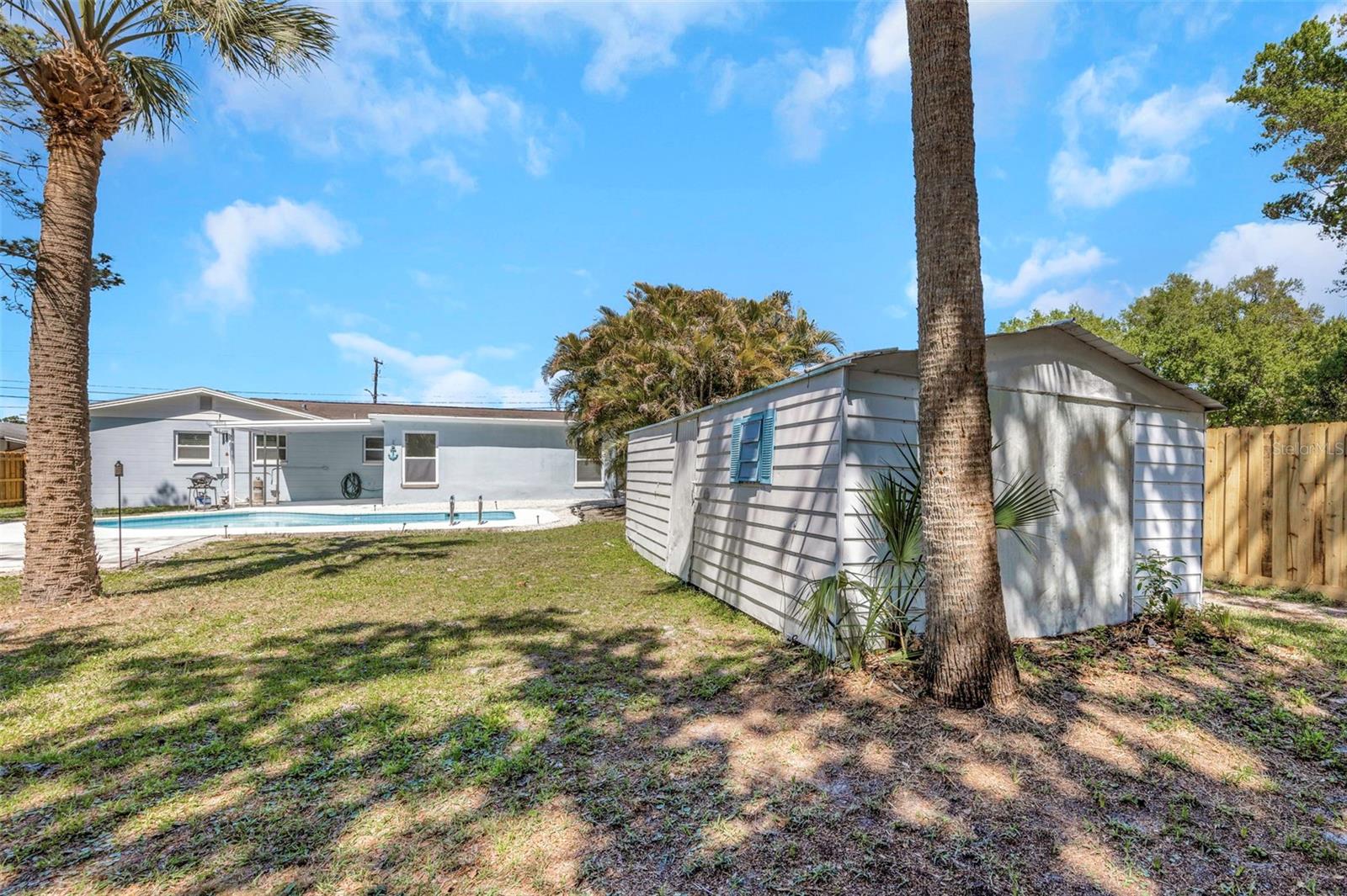 BIG ACRES - Residential