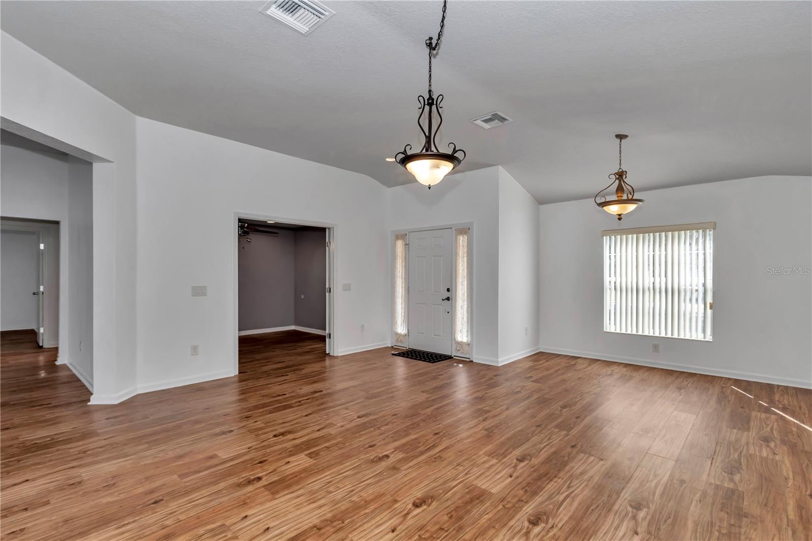 SADDLE CREEK PH 02 - Residential Lease