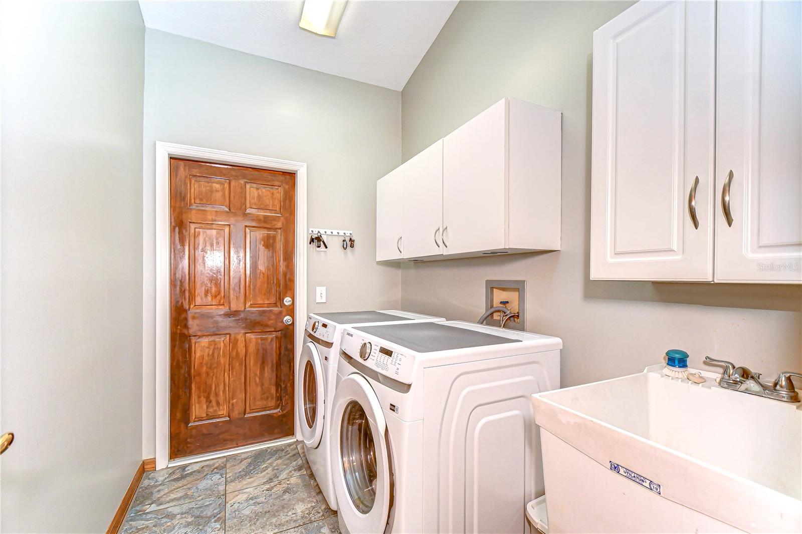 HICKORY HILL - Residential