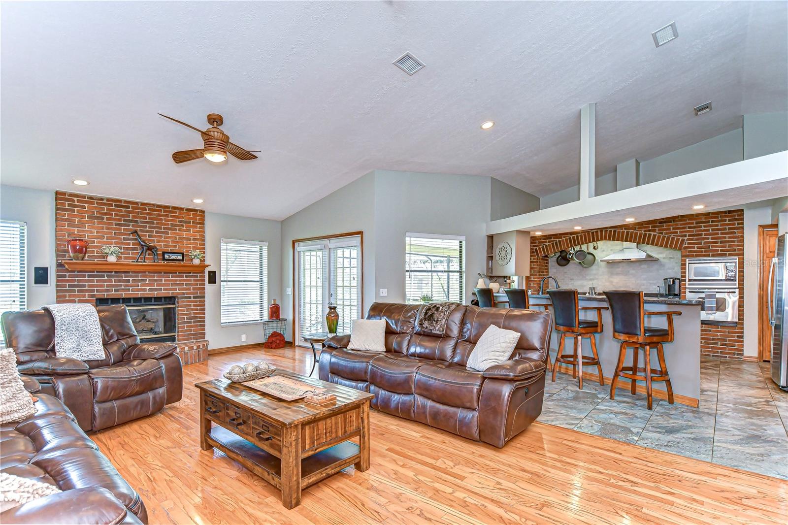 HICKORY HILL - Residential