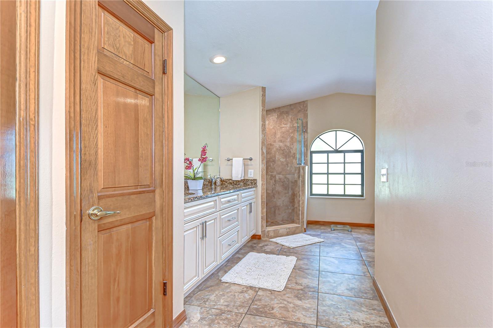 HICKORY HILL - Residential