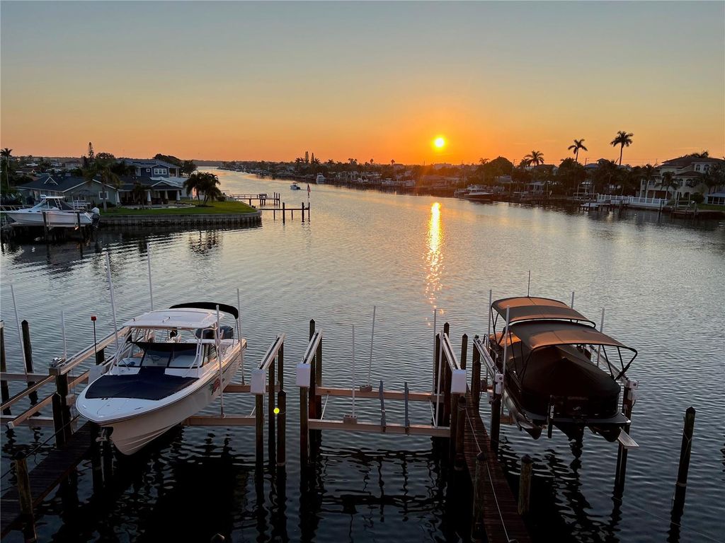 Photo of 11605 3rd Street E #305, Treasure Island, FL 33706 (MLS # TB8455217)