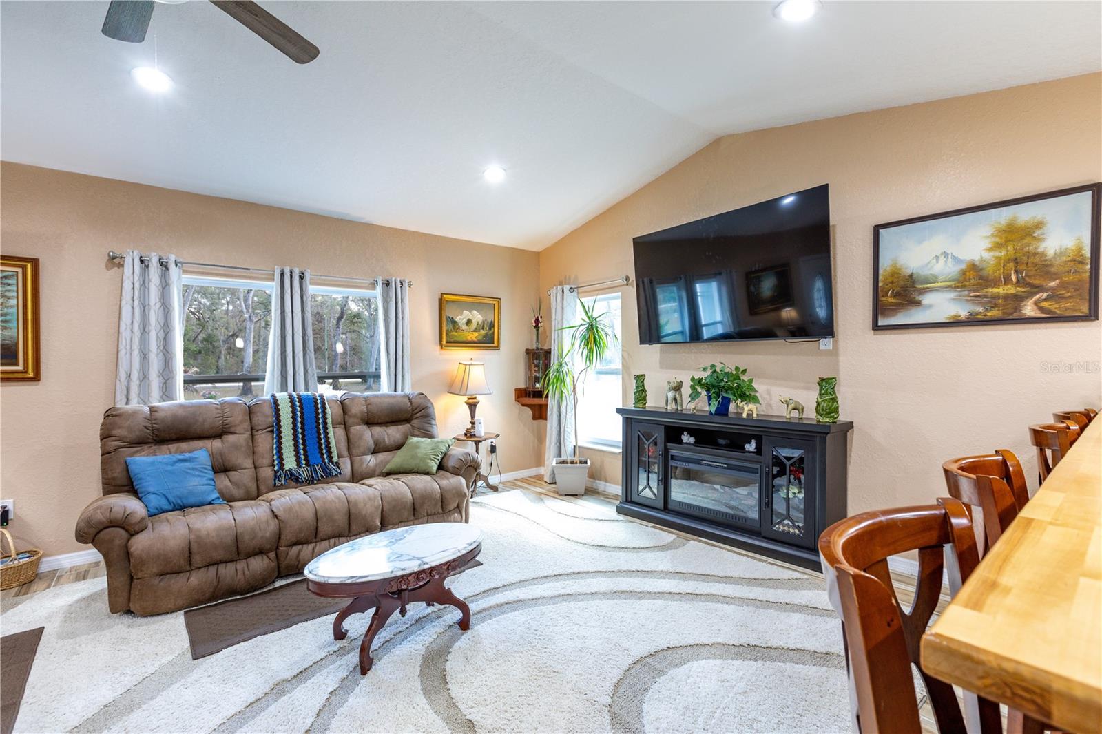 SUWANNEE RIVER RANCHETTS - Residential