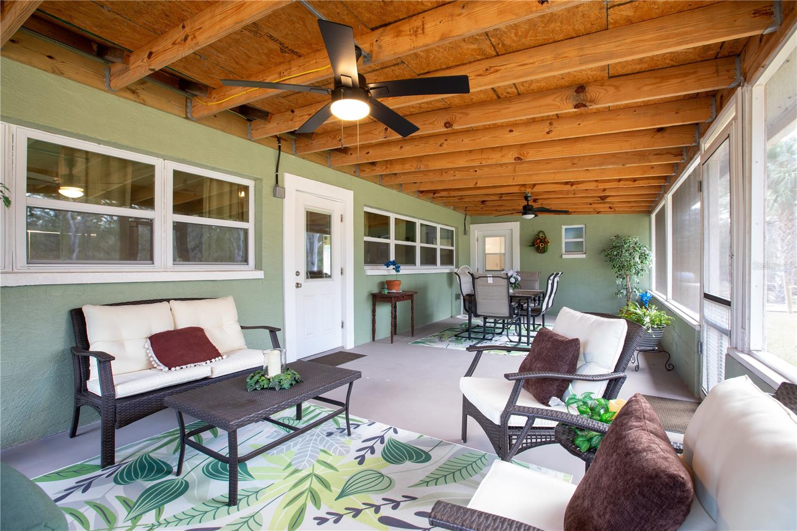 SUWANNEE RIVER RANCHETTS - Residential