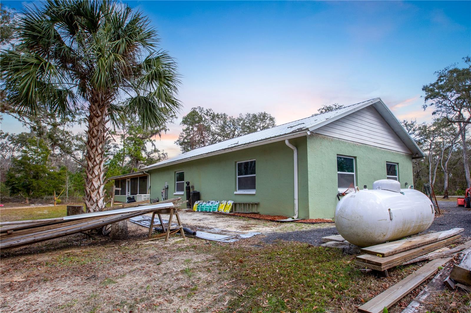 SUWANNEE RIVER RANCHETTS - Residential