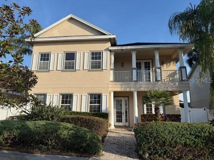 Great opportunity to own short term rental POOL house near Orlando attractions. Offers golf course view, 1st level primary bedroom, and more. Bring your paint brush and design ideas.