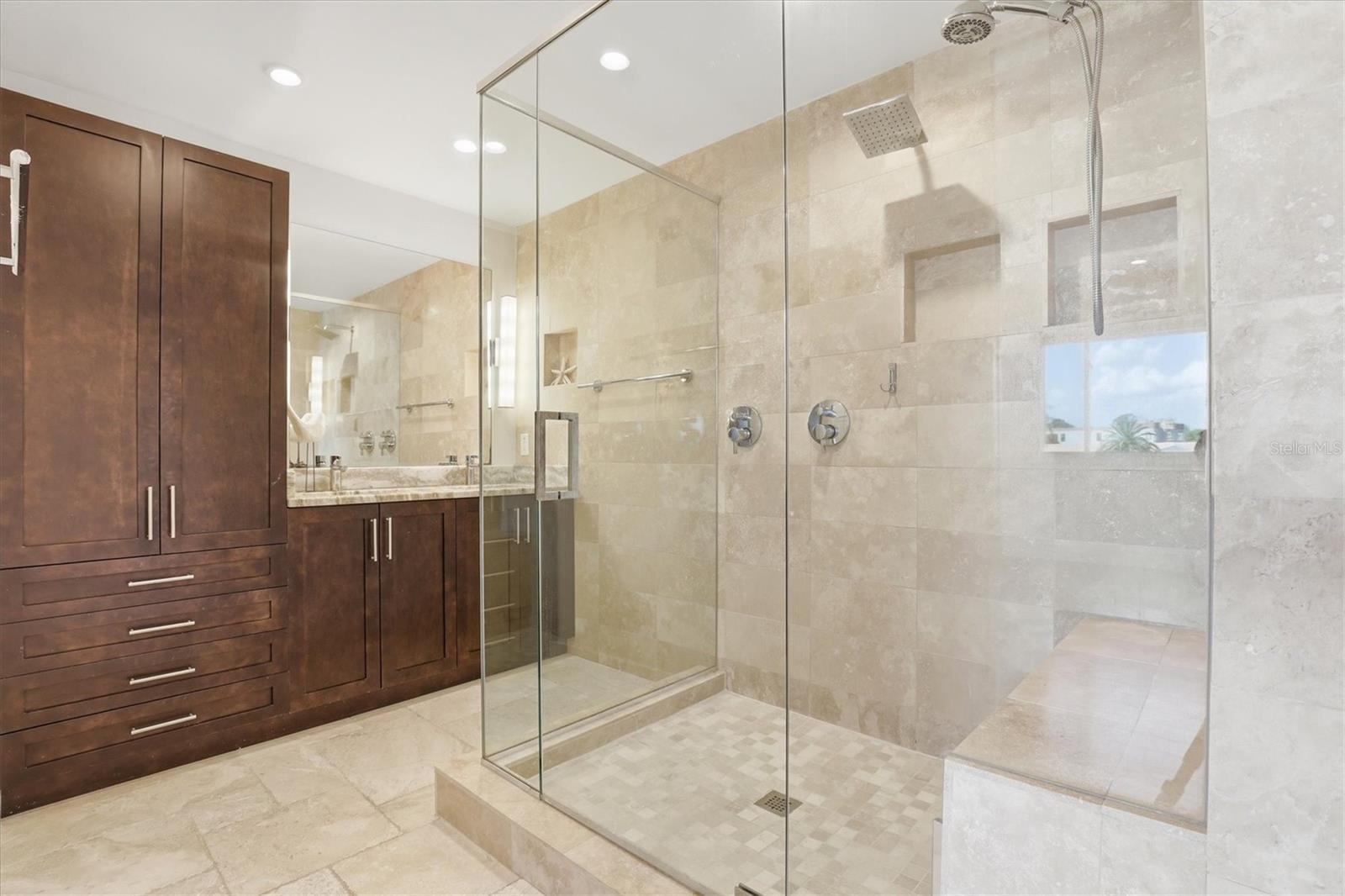 MARINERS PASS - Residential