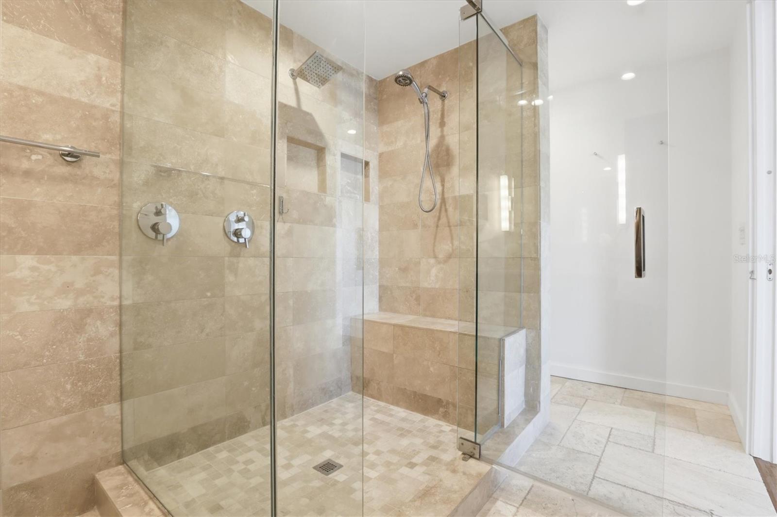 MARINERS PASS - Residential