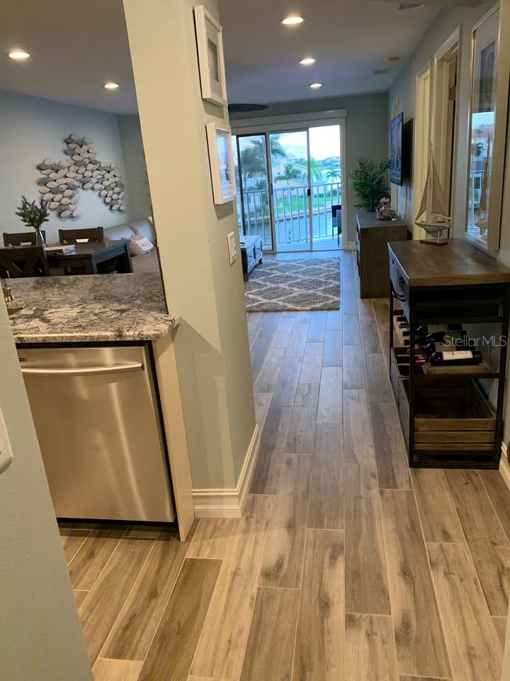 610 ISLAND WAY CONDO - Residential Lease