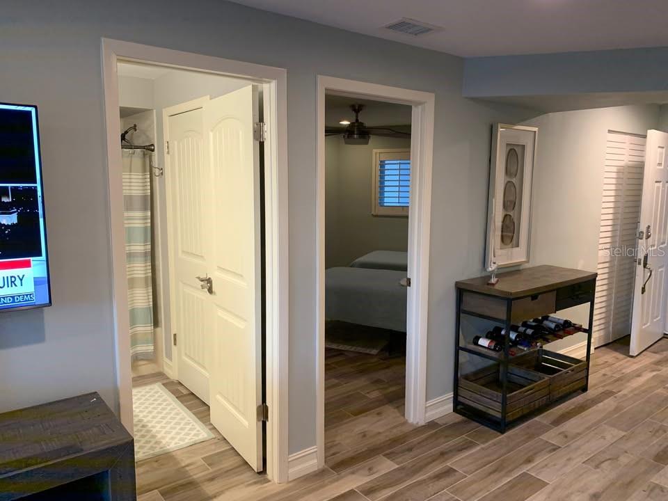 610 ISLAND WAY CONDO - Residential Lease