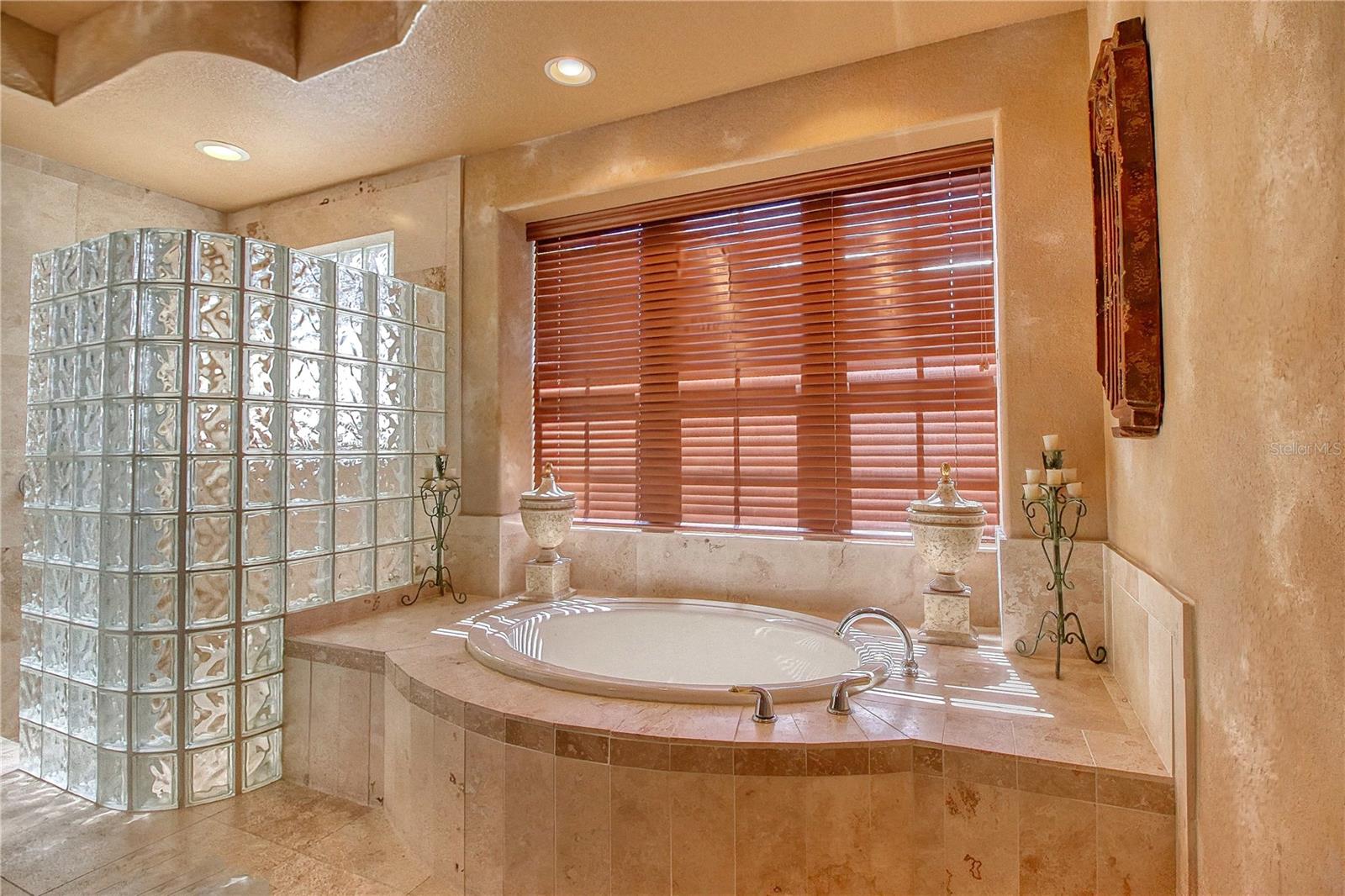 VENETIAN GOLF & RIVER CLUB PHA - Residential