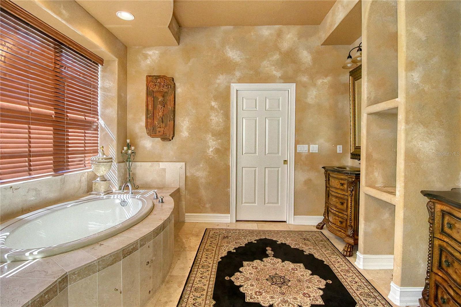 VENETIAN GOLF & RIVER CLUB PHA - Residential