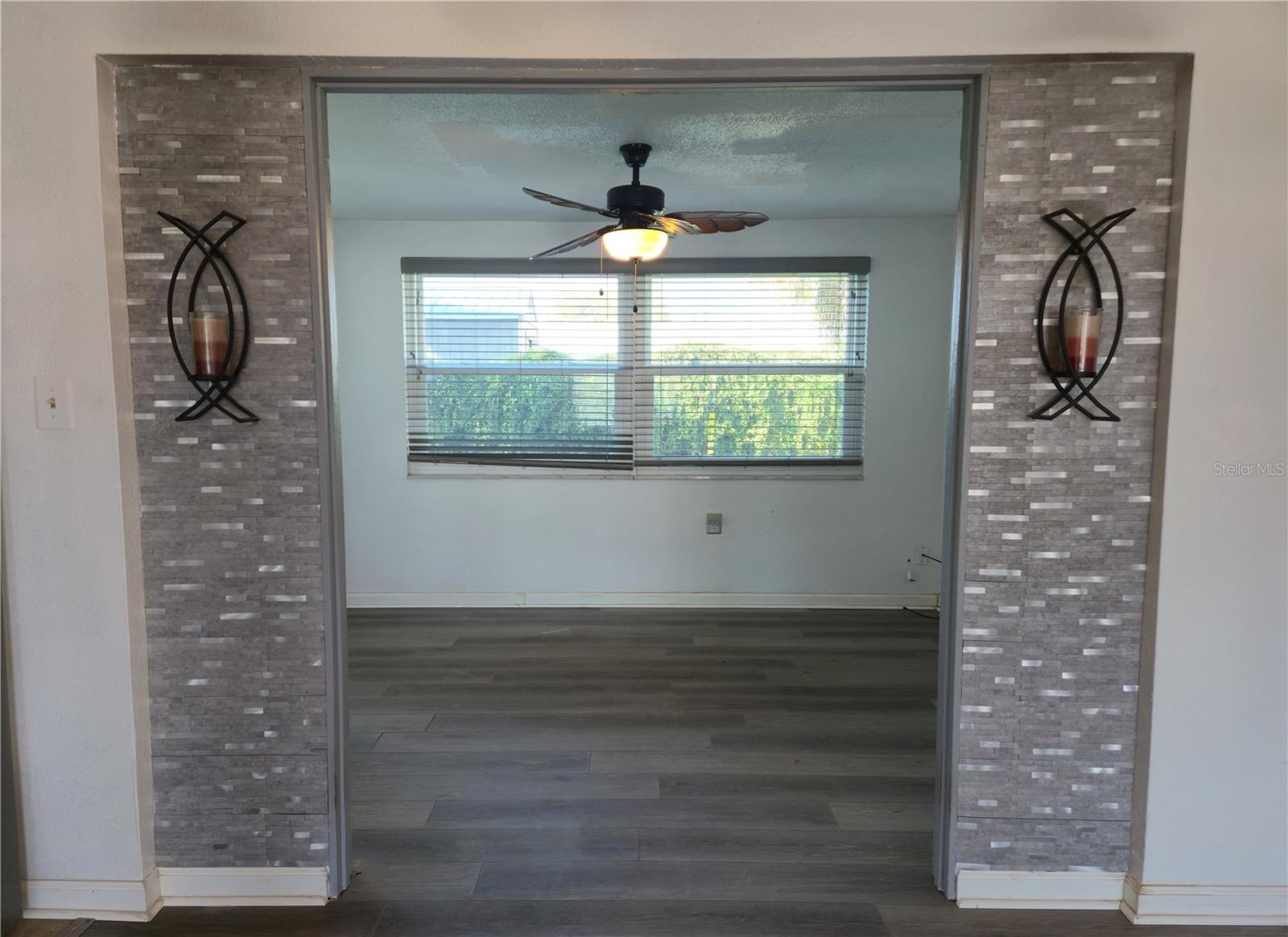 REGENCY PARK - Residential