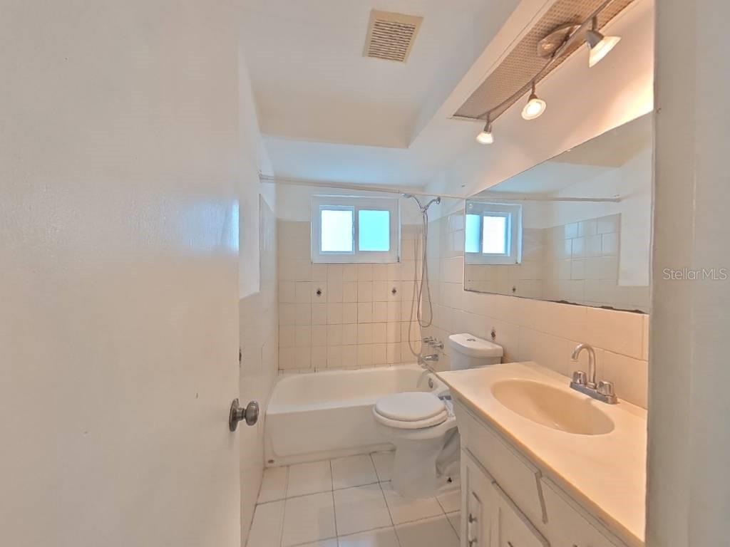 REGENCY PARK - Residential